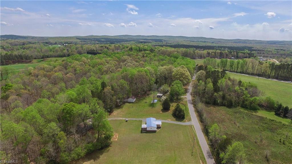 3996 Dunbar Bridge Road Asheboro, NC 27205 - Photo 21 of 41 Gallery Image 21