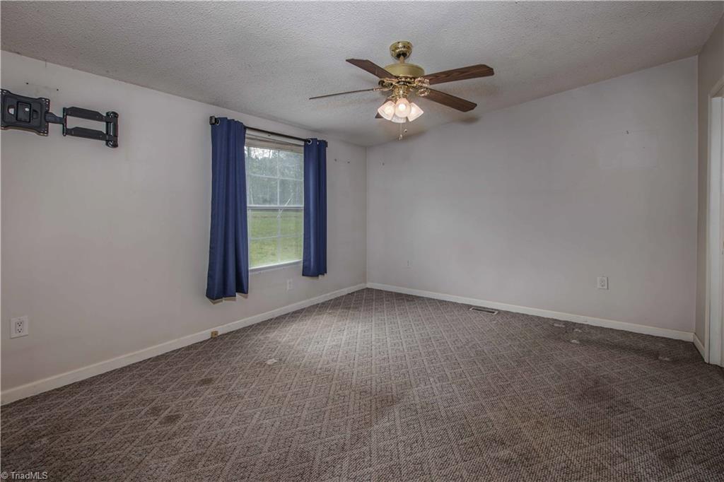 3996 Dunbar Bridge Road Asheboro, NC 27205 - Photo 33 of 41 Gallery Image 33