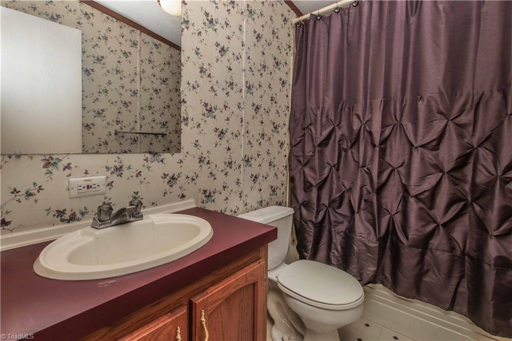 3996 Dunbar Bridge Road Asheboro, NC 27205 - Photo 38 of 41 Gallery Image 38