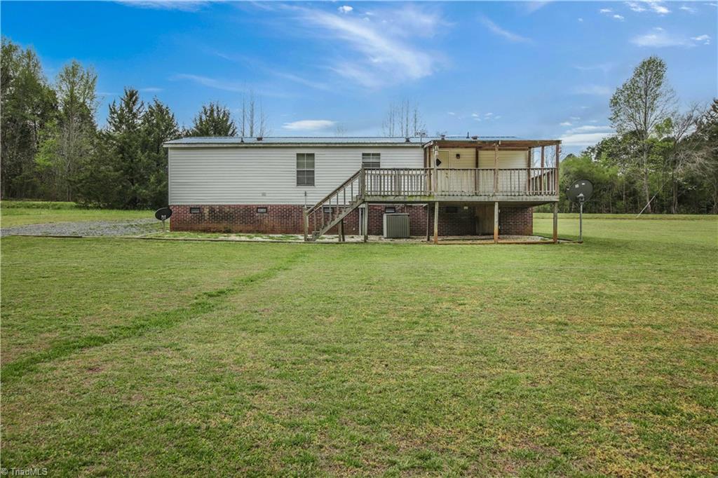 3996 Dunbar Bridge Road Asheboro, NC 27205 - Photo 10 of 41 Gallery Image 10
