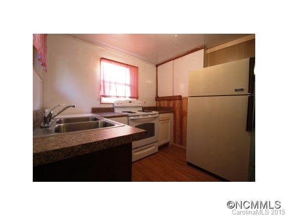 210 Green Hill Road Brevard, NC 28712 - Photo 3 of 16 Gallery Image 3