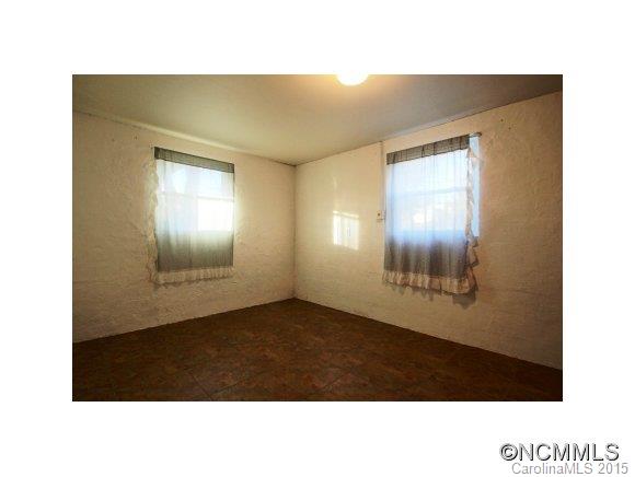 210 Green Hill Road Brevard, NC 28712 - Photo 7 of 16 Gallery Image 7