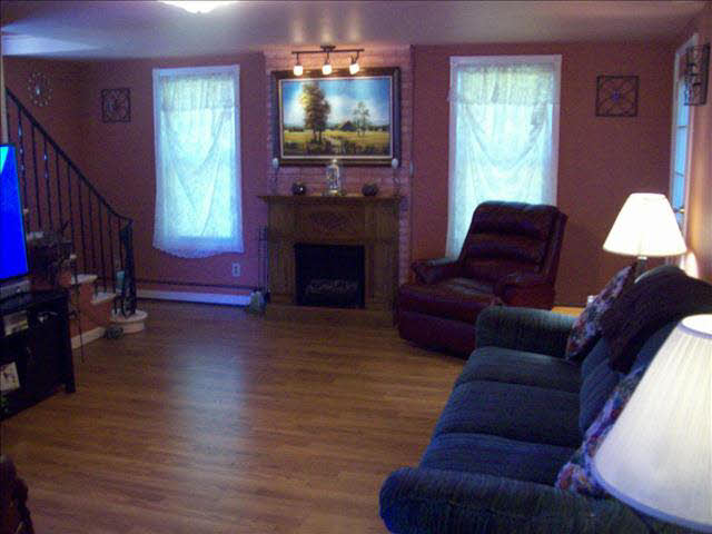 11111 Minx Road Temperance, MI 48182 - Photo 7 of 20 20355754-6.JPG
