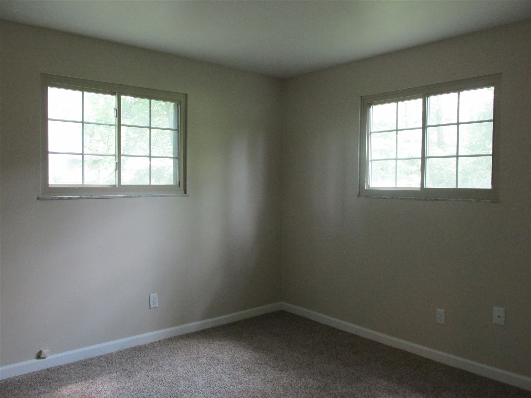 11010 Marion Center Road Fort Wayne, IN 46816 - Photo 15 of 18