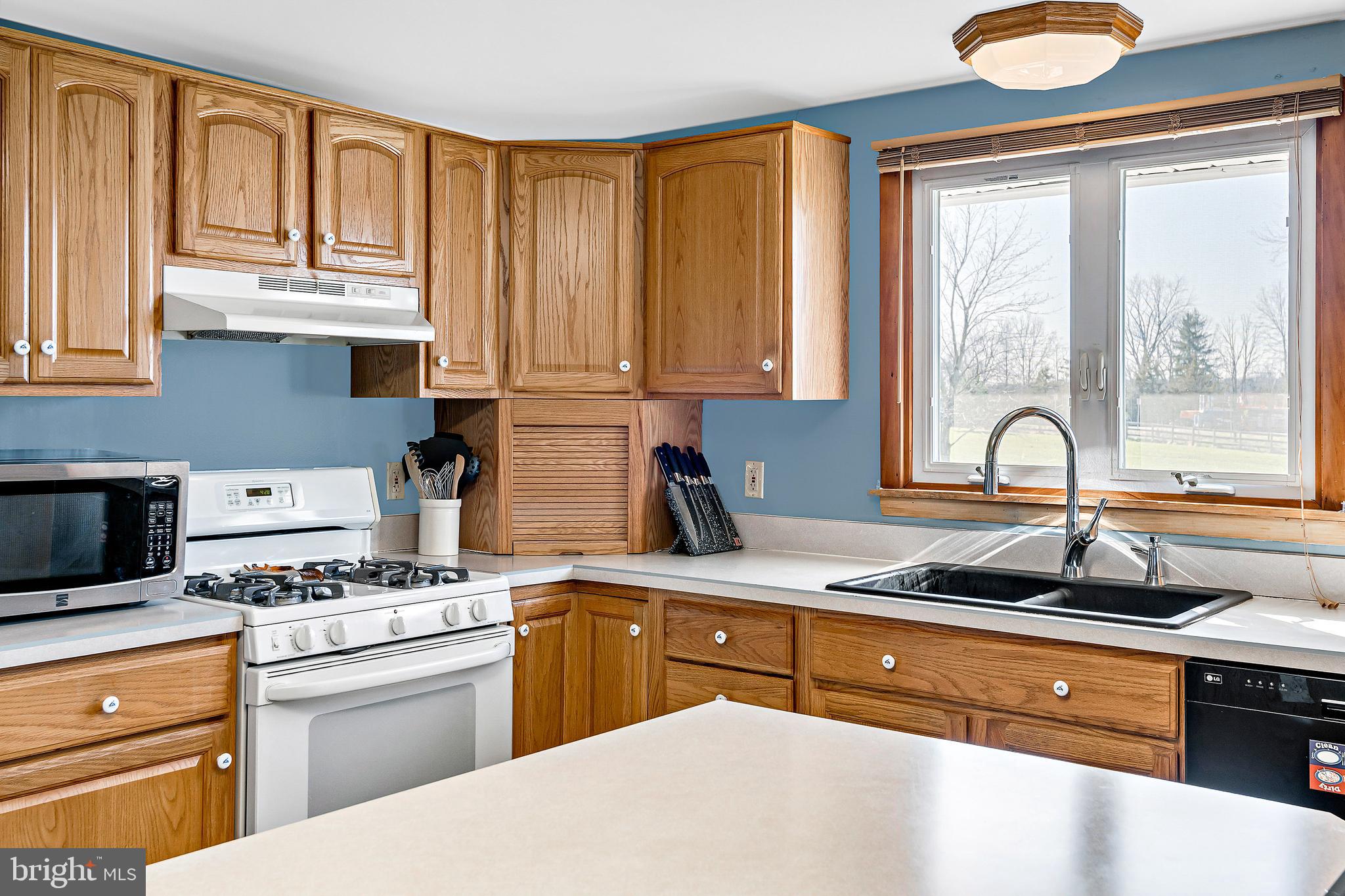 5629 Elizabethtown Road Palmyra, PA 17078 - Photo 17 of 38 Gallery Image 17