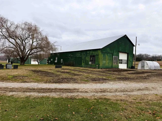 $299,900 | 1823 Highway 68, New Harmony, IN 47631