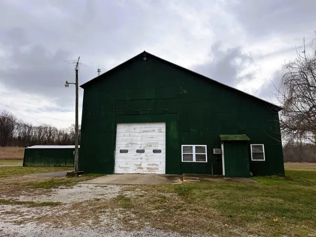 $299,900 | 1823 Highway 68, New Harmony, IN 47631