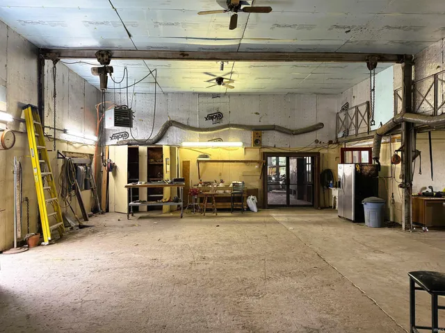 $299,900 | 1823 Highway 68, New Harmony, IN 47631