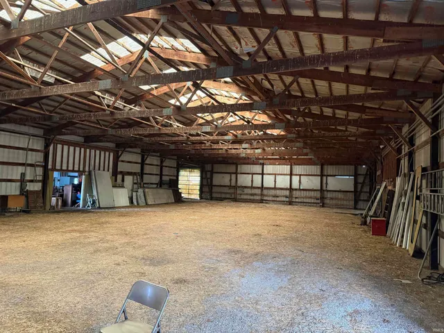 $299,900 | 1823 Highway 68, New Harmony, IN 47631