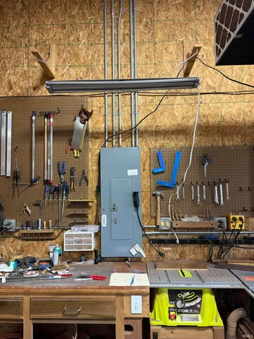 $299,900 | 1823 Highway 68, New Harmony, IN 47631