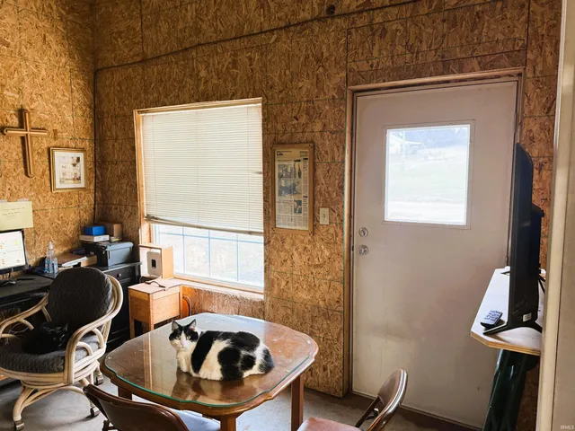 $299,900 | 1823 Highway 68, New Harmony, IN 47631