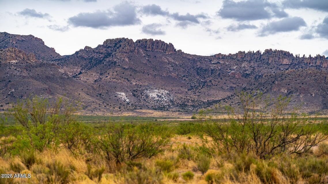 41 East Acres Portal Az 85632 San Simon, AZ 85632 - Photo 4 of 16 a view of a lake in middle of the mountain