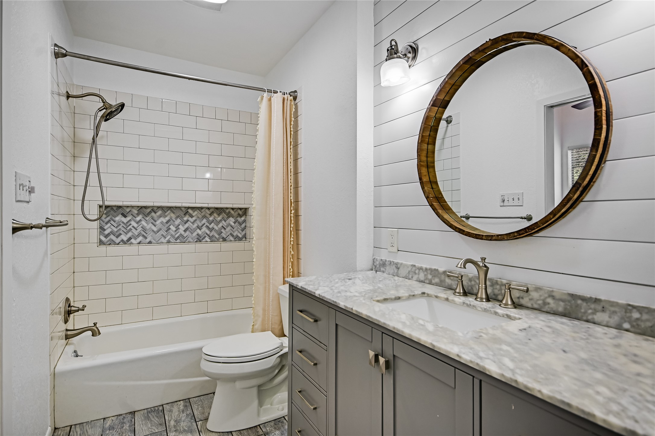 6501 Brush Country Road, Unit 114 Austin, TX 78749 - Photo 6 of 20