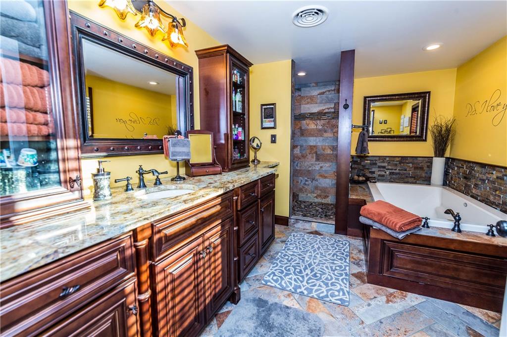 406 Nike Road Coraopolis, PA 15108 - Photo 14 of 25 Gallery Image 14