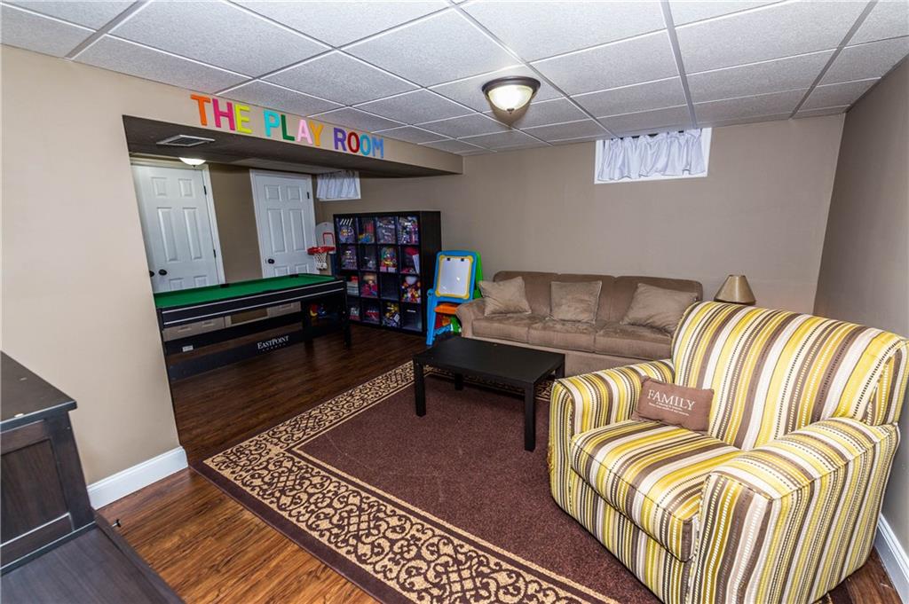 406 Nike Road Coraopolis, PA 15108 - Photo 21 of 25 Gallery Image 21