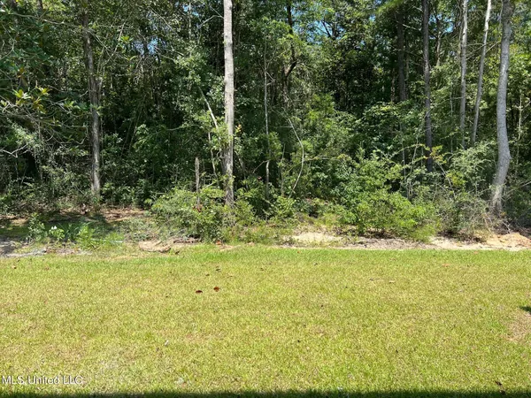 $1,825 | 12258 Frazier Lane, Gulfport, MS 39503