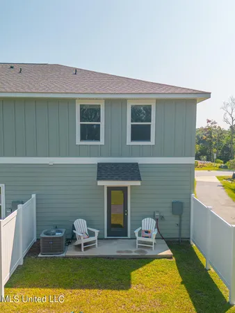 $1,825 | 12258 Frazier Lane, Gulfport, MS 39503