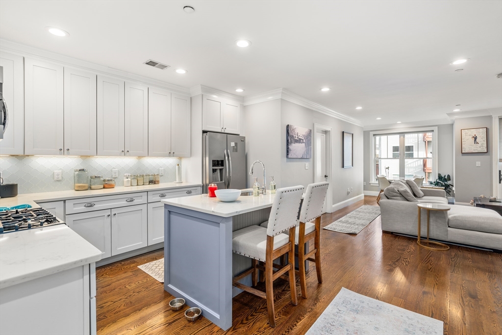 136 Sydney Street, Unit 5 Boston, MA 02125 - Photo 7 of 23