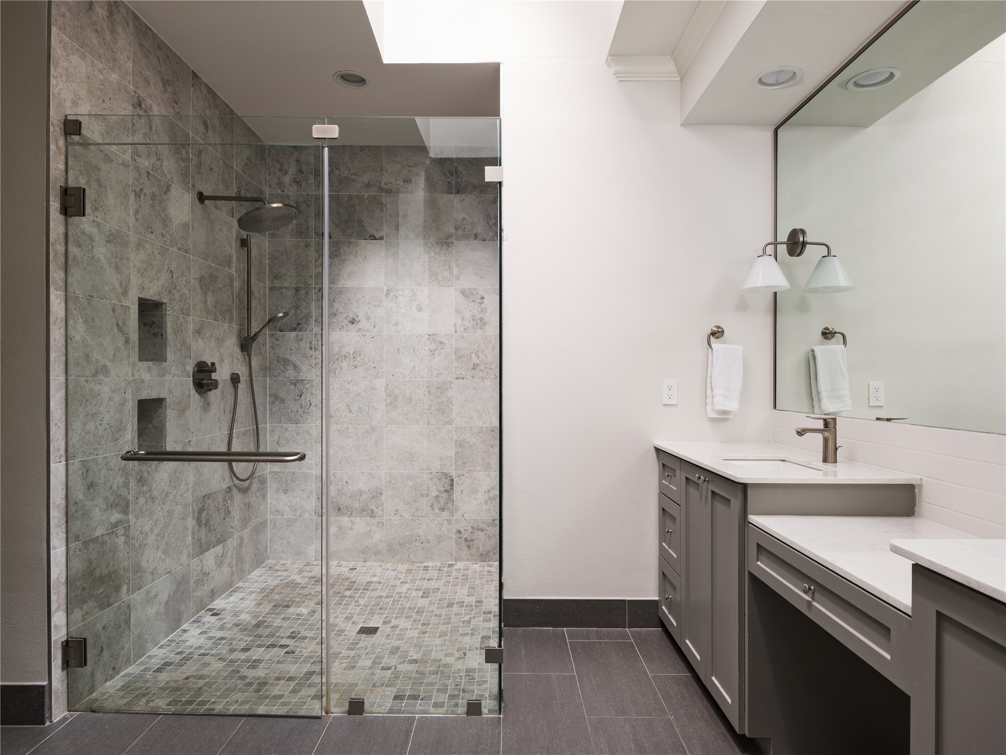 2838 Montebello Road, Unit C17 Austin, TX 78746 - Photo 19 of 30