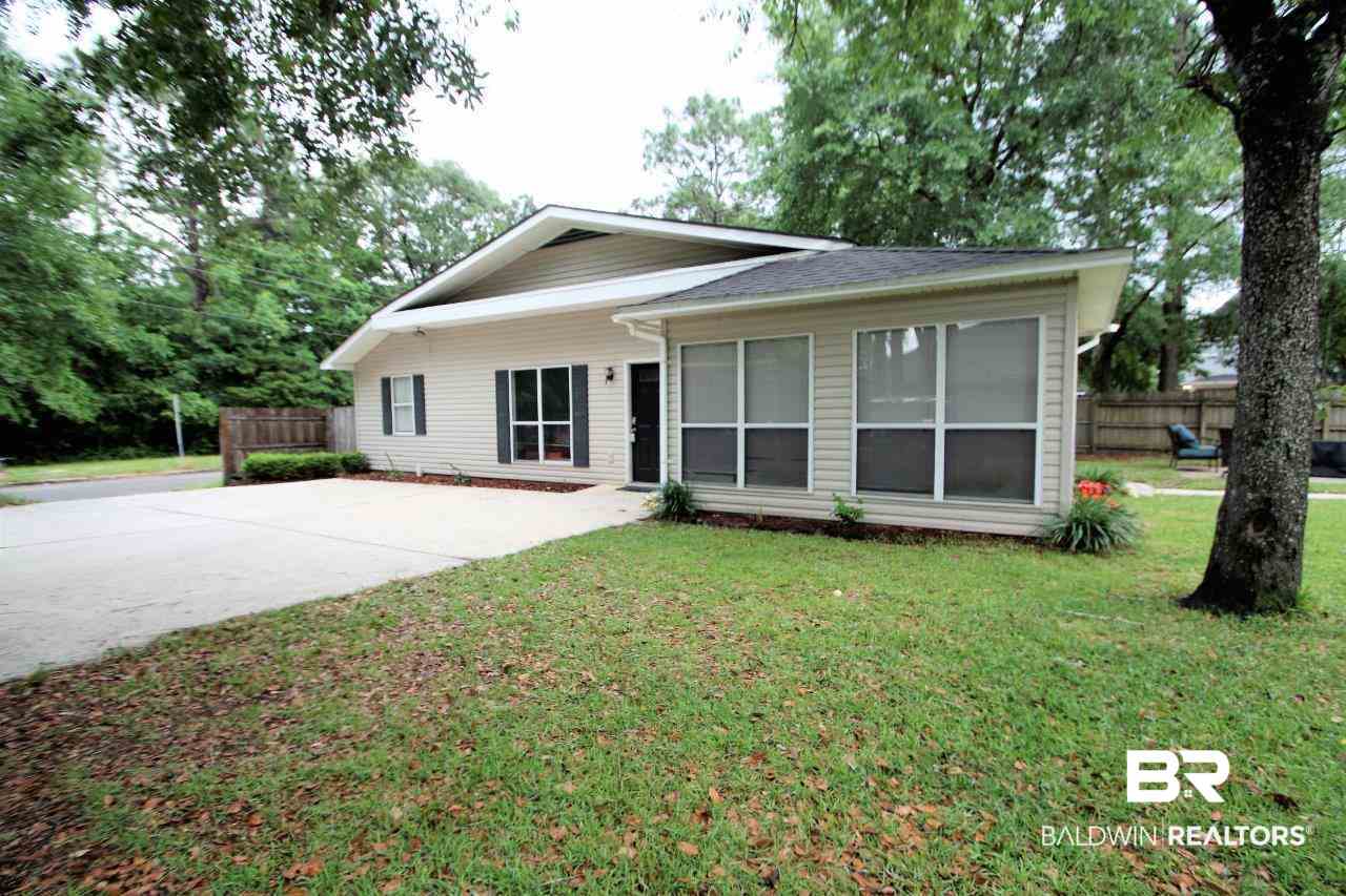 5900 McMurray Street Mobile, AL 36609 - Photo 1 of 19