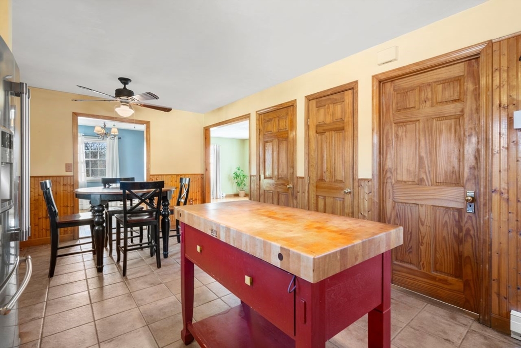 535 Lake Avenue Worcester, MA 01604 - Photo 12 of 38 Gallery Image 12