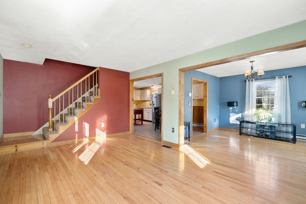 535 Lake Avenue Worcester, MA 01604 - Photo 9 of 38 Gallery Image 9