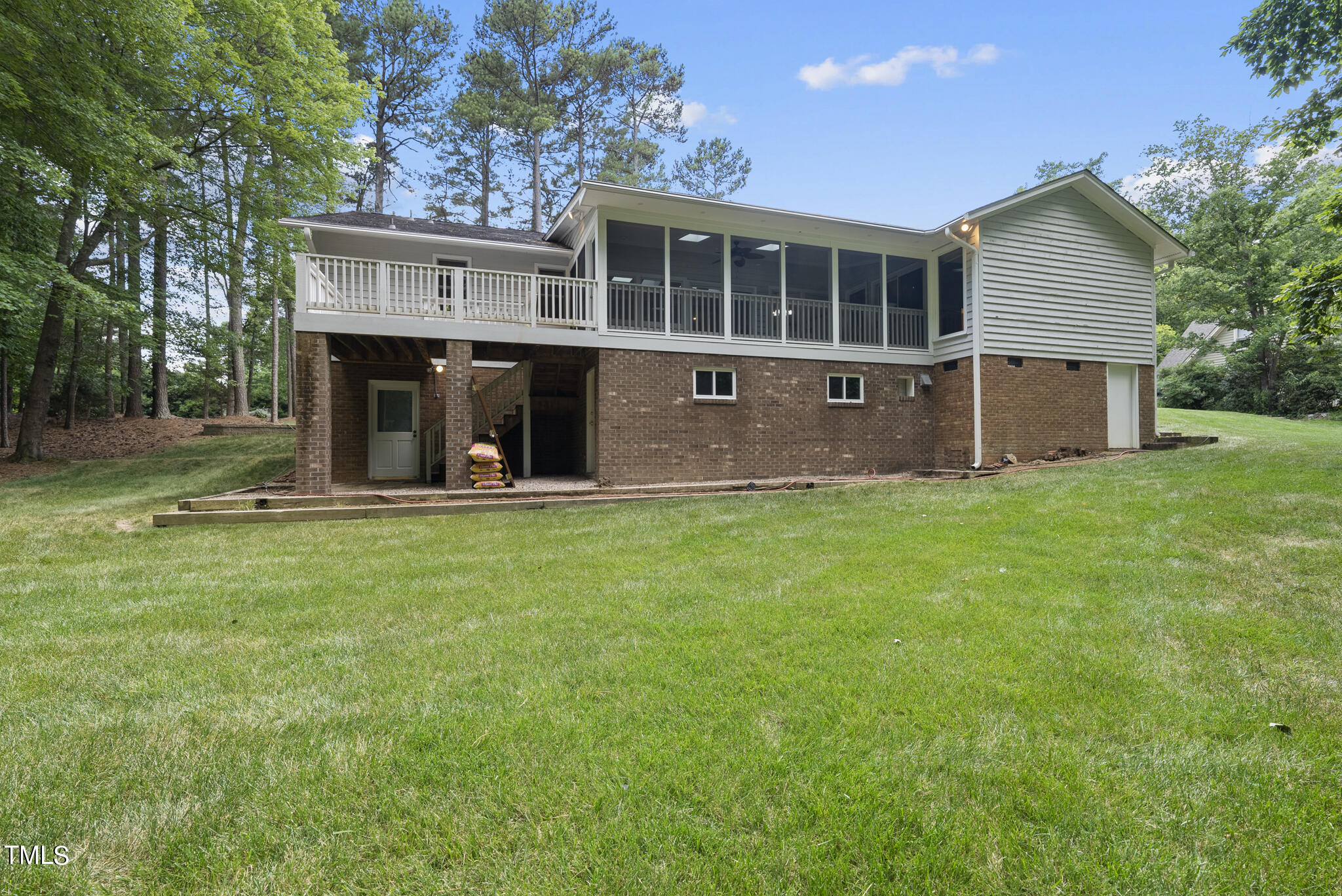 804 Brookfield Road Raleigh, NC 27615 - Photo 31 of 41 DSC05509