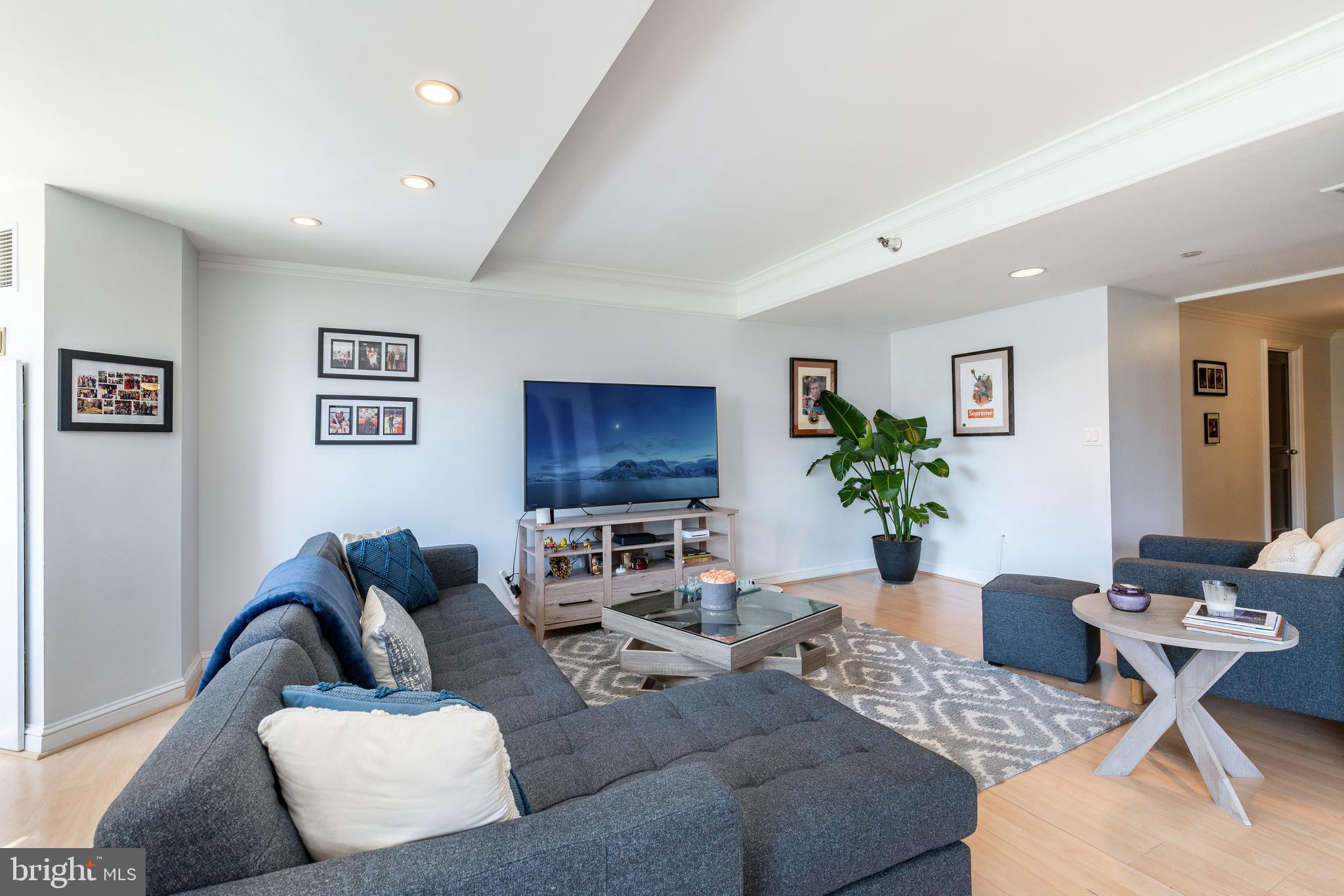 202 West Rittenhouse Square, Unit 1108 Philadelphia, PA 19103 - Photo 9 of 42 Gallery Image 9