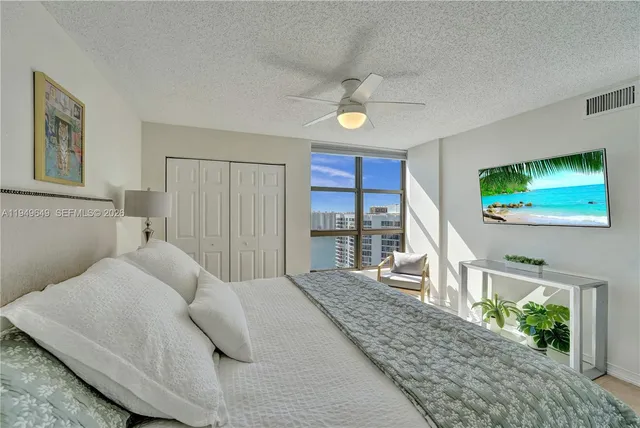 $6,250 | 3500 Mystic Pointe Drive, Unit 3601, Aventura, FL 33180