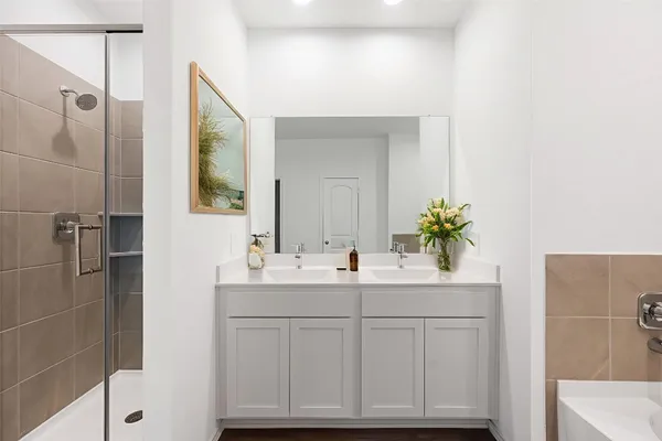 $2,899 | 6011 Bella Breeze Drive, Katy, TX 77493