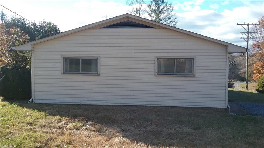 191 East Carter Mill Road Elkin, NC 28621 - Photo 22 of 30 Gallery Image 22