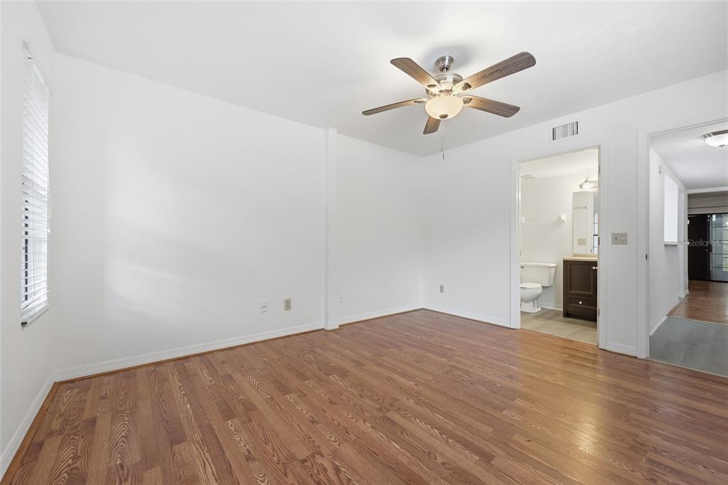 852 Southwest 58 Terrace Gainesville, FL 32607 - Photo 11 of 21