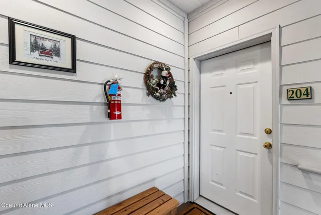 $875,000 | 87 Cornice Court, Unit 204, Sandpoint, ID 83864