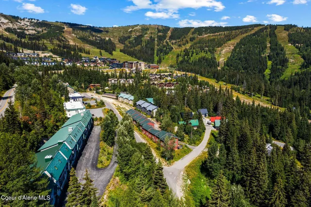 $875,000 | 87 Cornice Court, Unit 204, Sandpoint, ID 83864