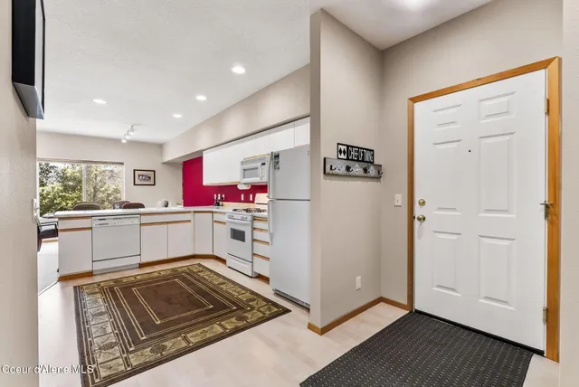 $875,000 | 87 Cornice Court, Unit 204, Sandpoint, ID 83864