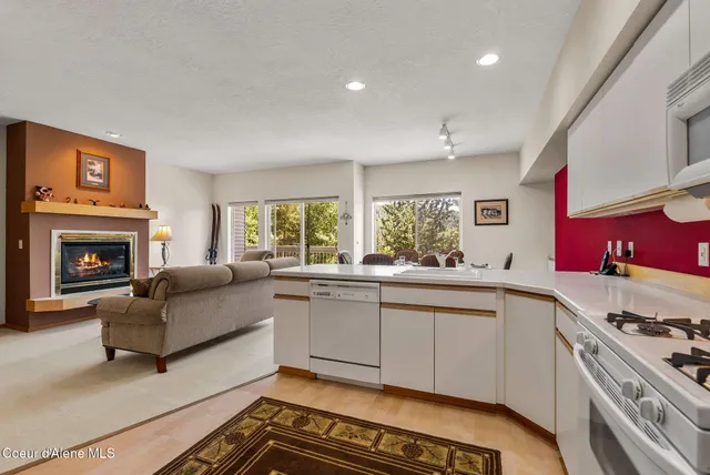 $875,000 | 87 Cornice Court, Unit 204, Sandpoint, ID 83864