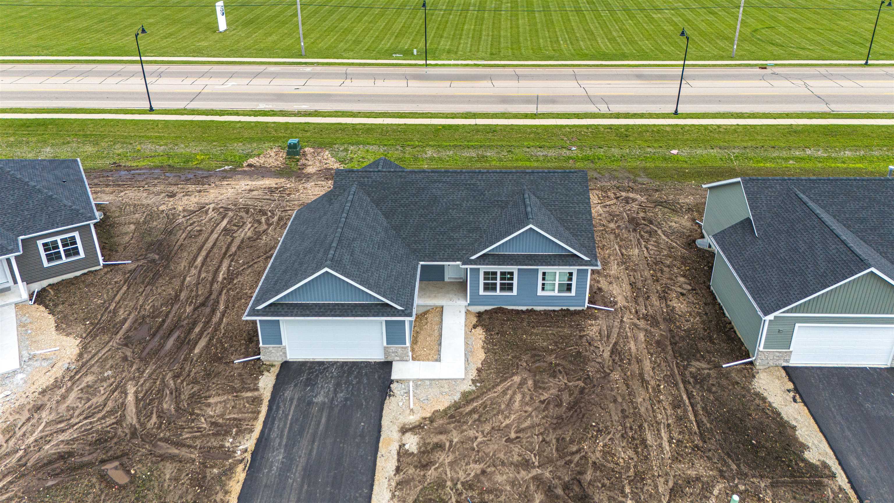 1750 East Kyle Beloit, WI 53511 - Photo 2 of 11