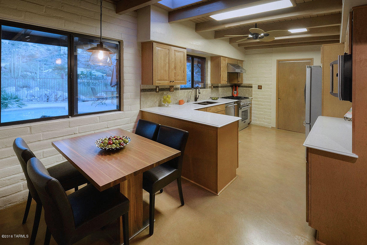 6831 North Cocopas Road Tucson, AZ 85718 - Photo 12 of 31 Gallery Image 12