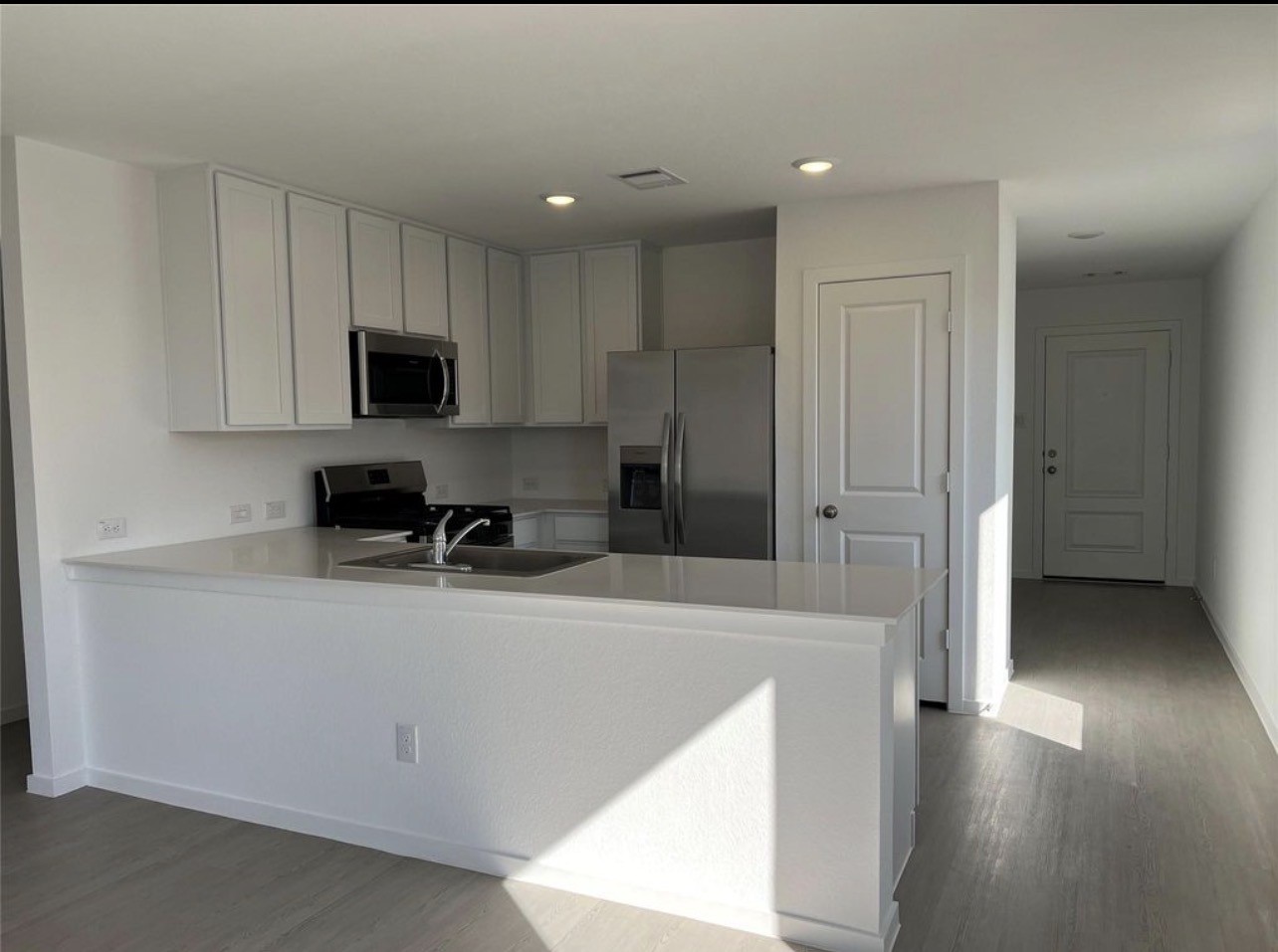 2510 Ruffed Grouse Court Conroe, TX 77306 - Photo 3 of 19