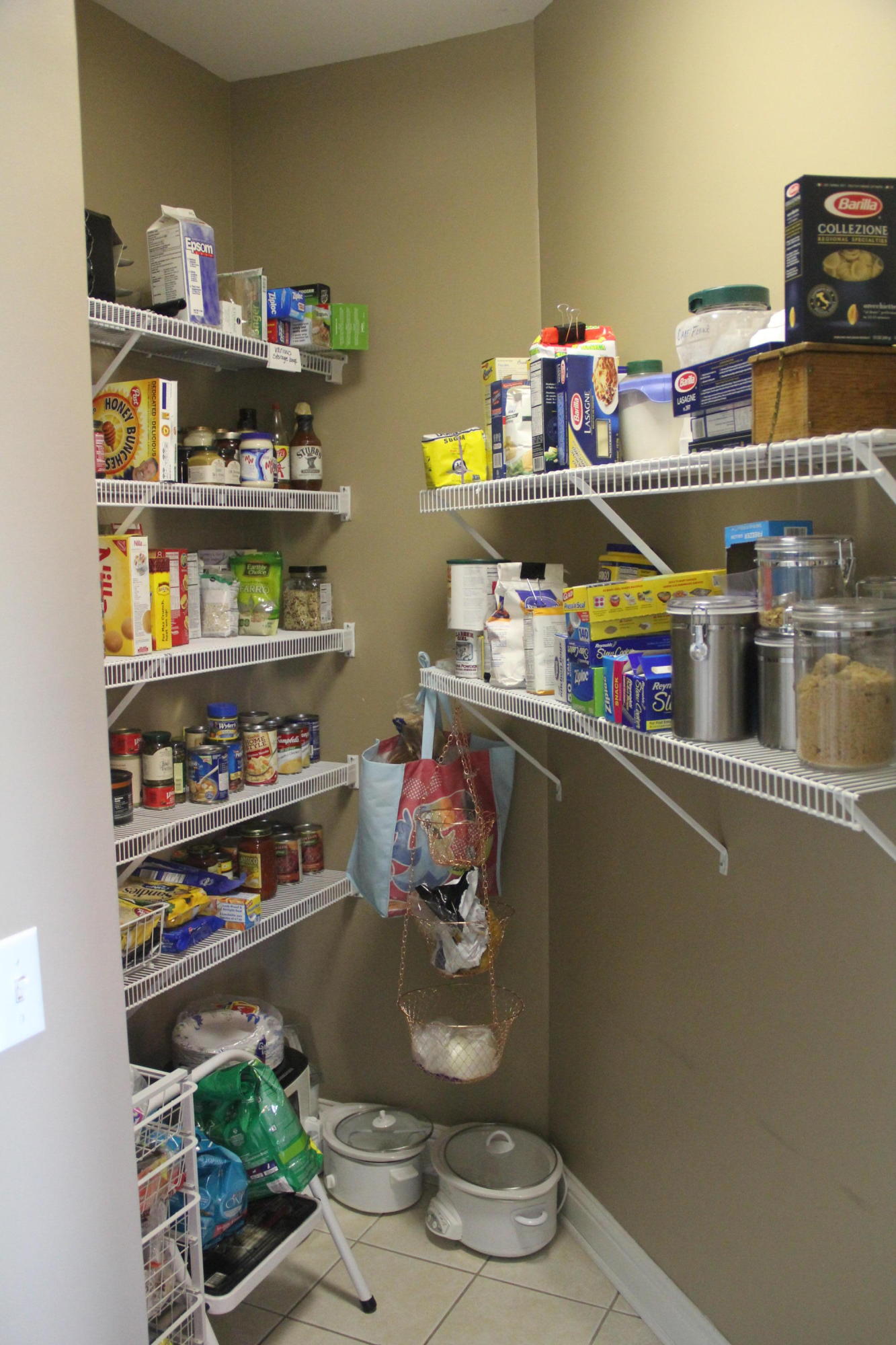 6559 Fairview Road Hixson, TN 37343 - Photo 13 of 36 Pantry