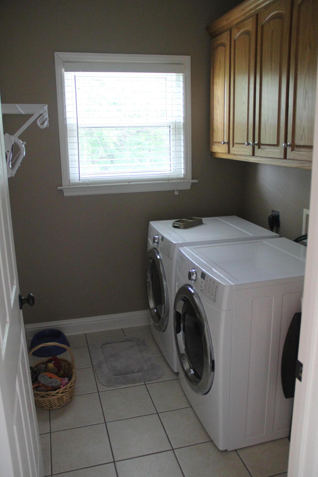 6559 Fairview Road Hixson, TN 37343 - Photo 14 of 36 Laundry Room