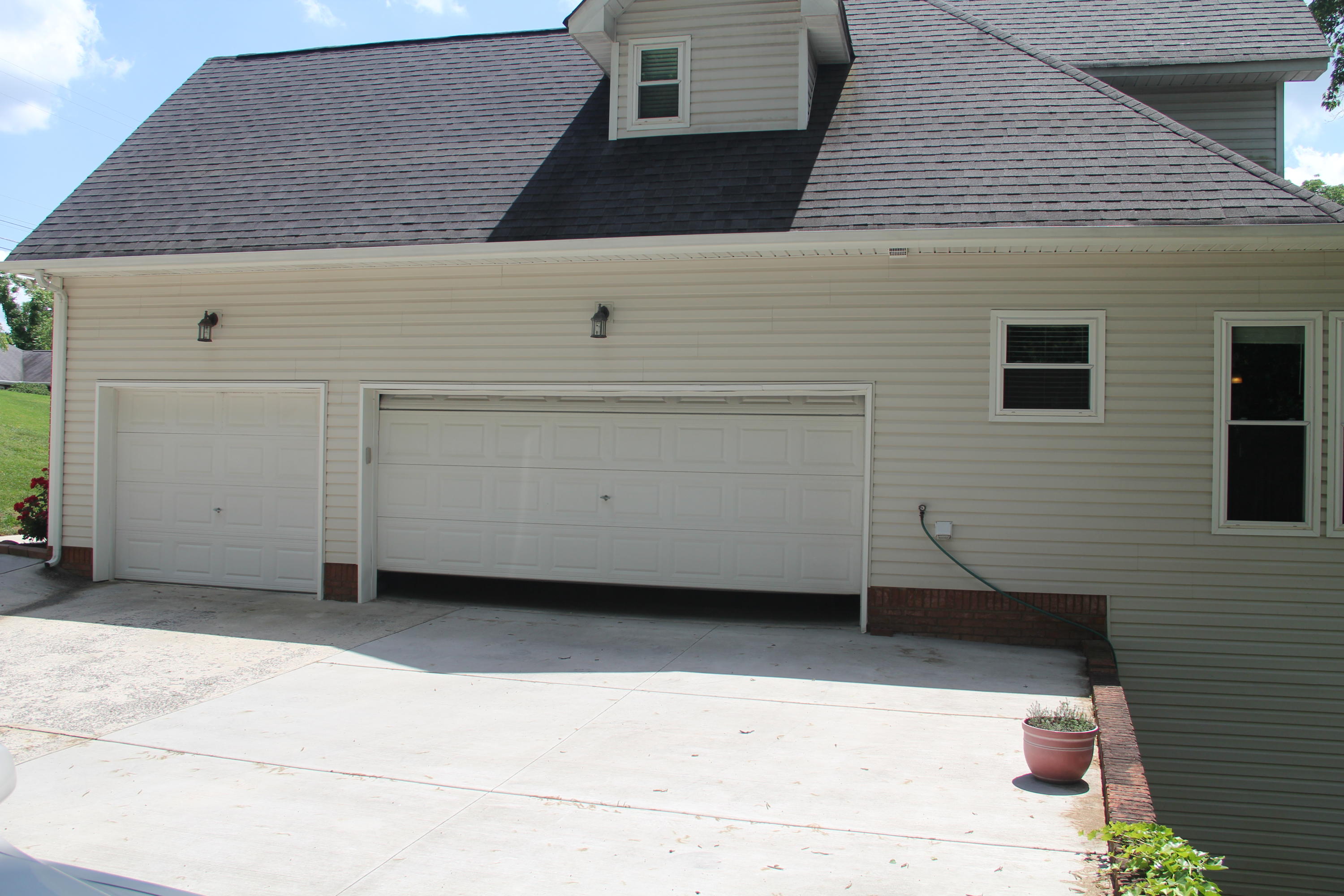 6559 Fairview Road Hixson, TN 37343 - Photo 2 of 36 Three Car Garage on Main Level