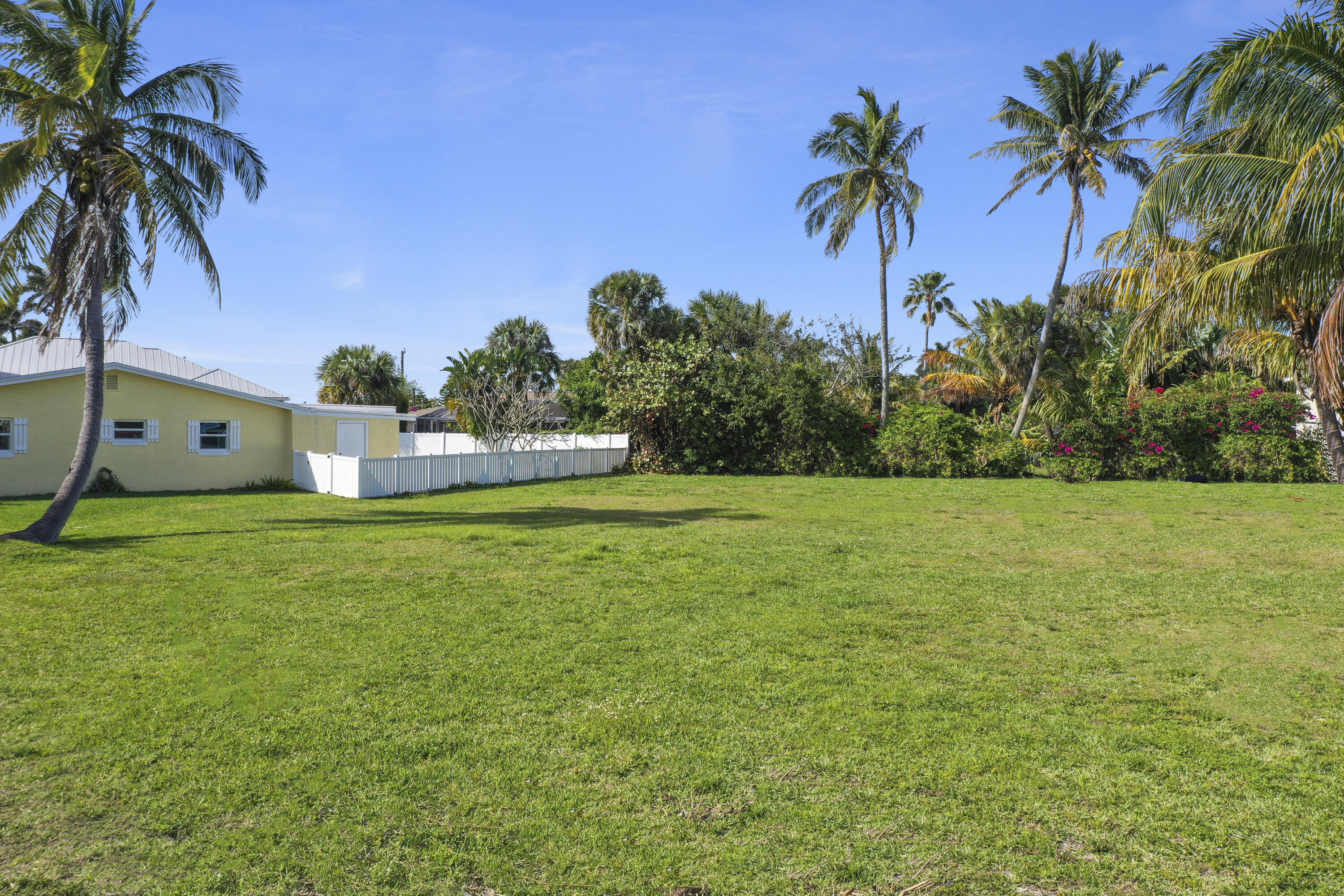 1610 Frances Avenue Fort Pierce, FL 34949 - Photo 7 of 8 Photo Mar 11 2024, 4 16 38 PM