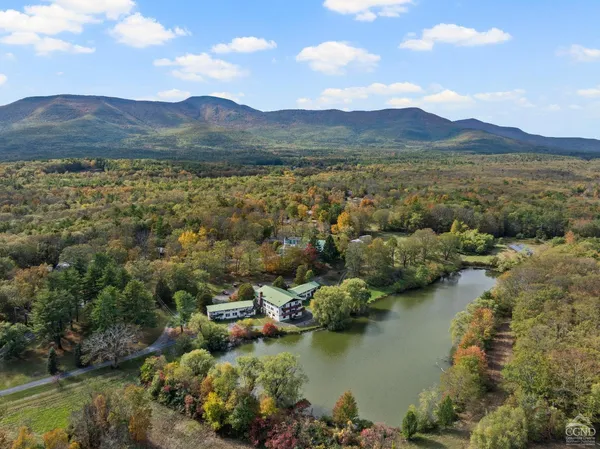 $2,695,000 | 866-872 Mountain Avenue, Purling, NY 12470