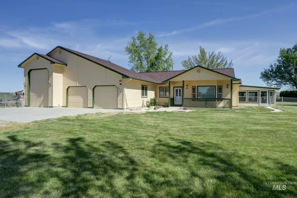 $739,000 | 5442 West Black Canyon Highway, Emmett, ID 83617