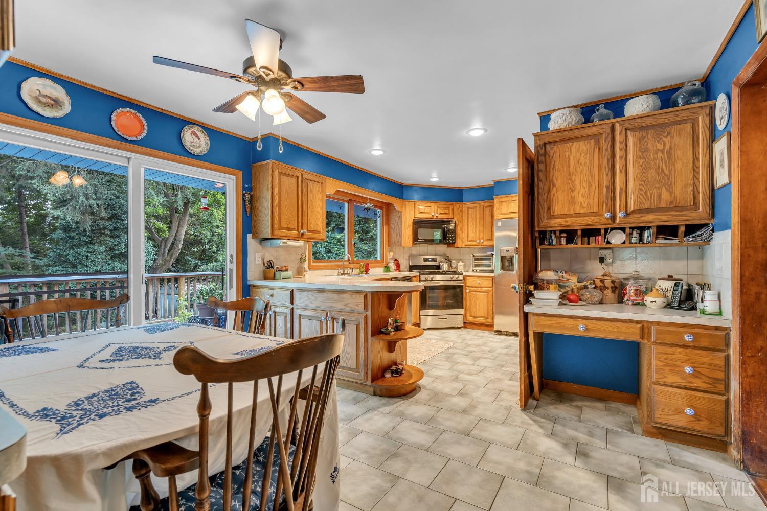 169 Milltown Road East Brunswick, NJ 08816 - Photo 13 of 42 Gallery Image 13