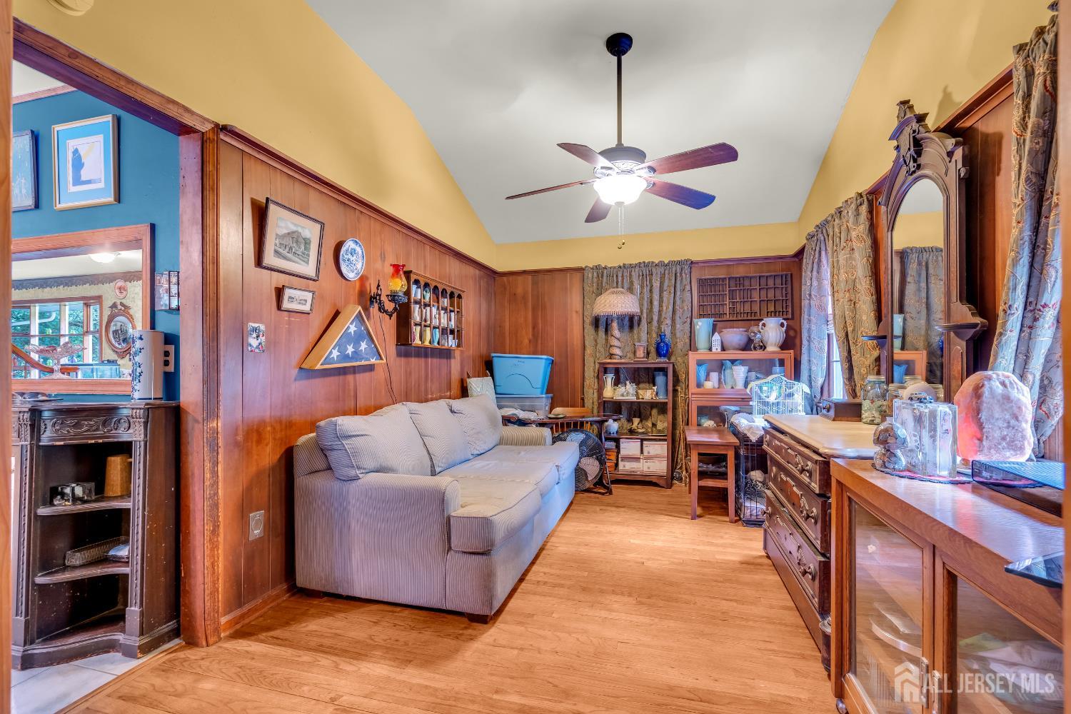 169 Milltown Road East Brunswick, NJ 08816 - Photo 19 of 42 Gallery Image 19