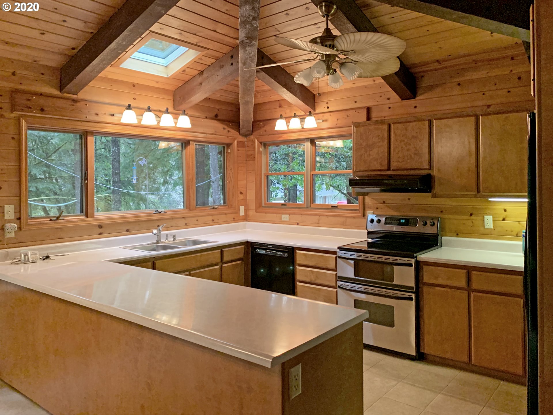 1040 Winchuck River Road Brookings, OR 97415 - Photo 13 of 32