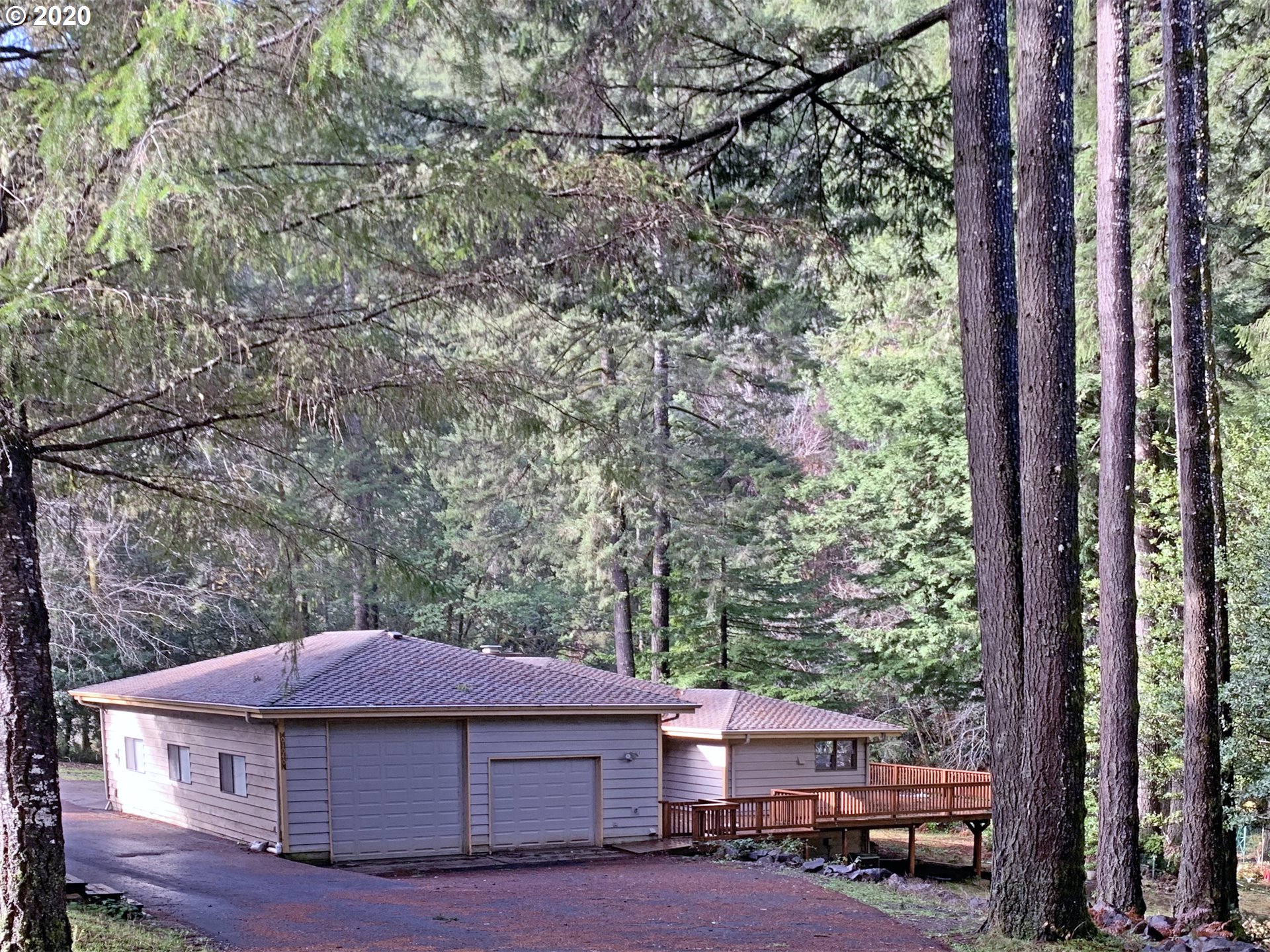 1040 Winchuck River Road Brookings, OR 97415 - Photo 5 of 32