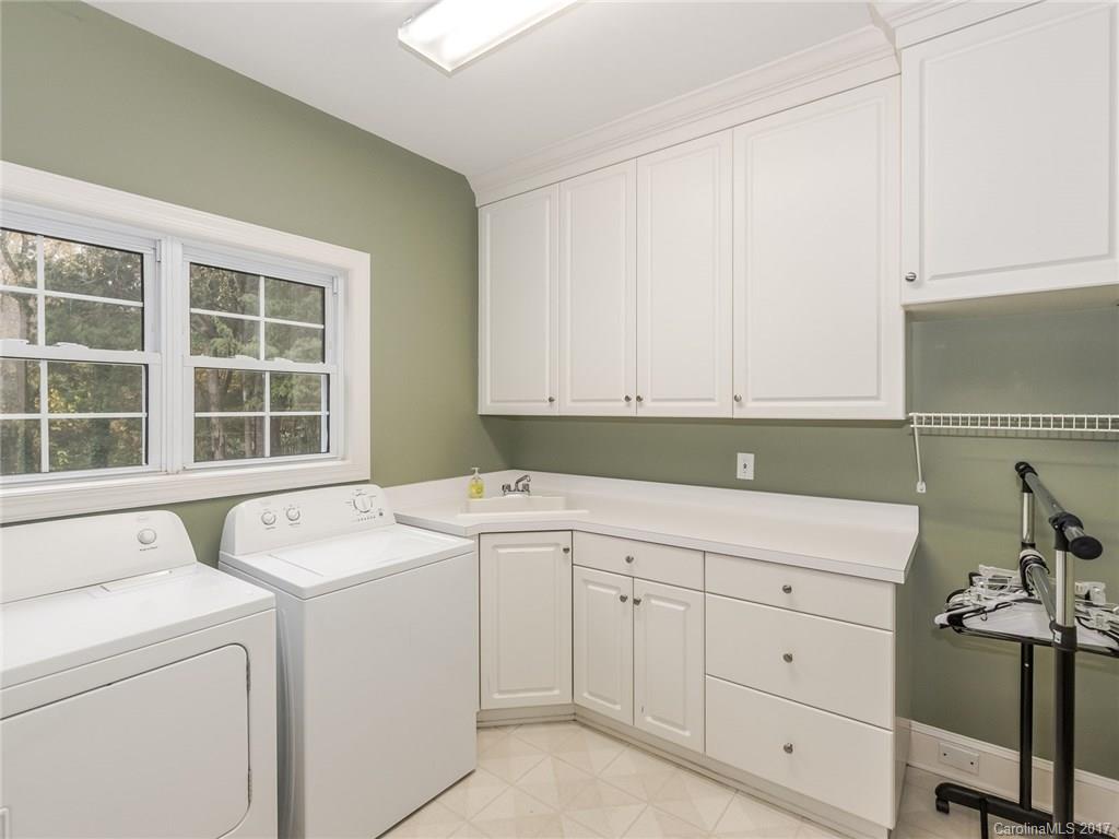 13414 Scanlan Way Davidson, NC 28036 - Photo 11 of 24 Gallery Image 11